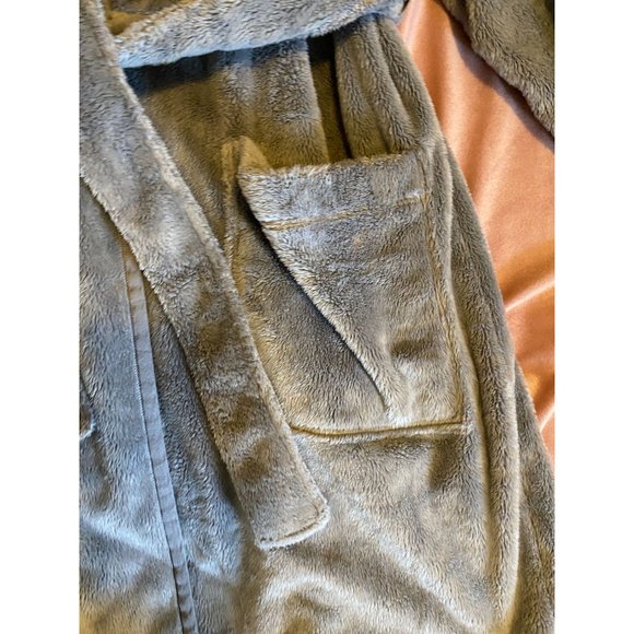 Abercrombie and Fitch Sleep Grey Short Robe Size M/L - Picture 4 of 10